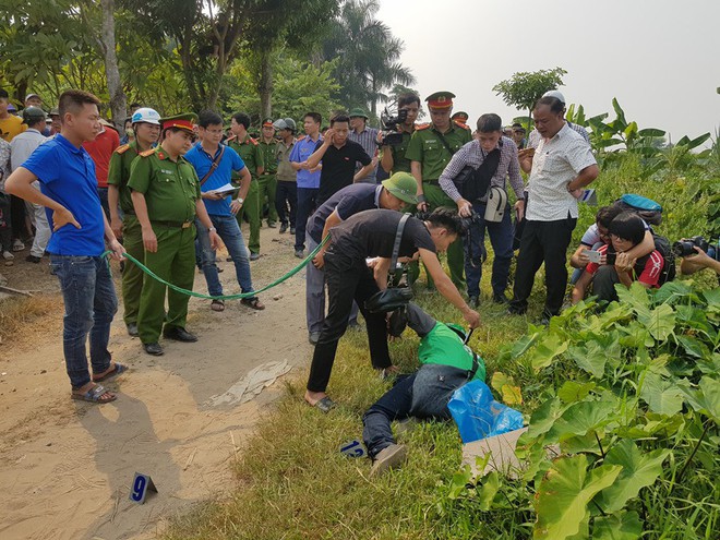 Mẹ của nam sinh chạy Grab bị giết hại: Giá như tôi quyết liệt không cho con chạy xe ôm... - Ảnh 2.