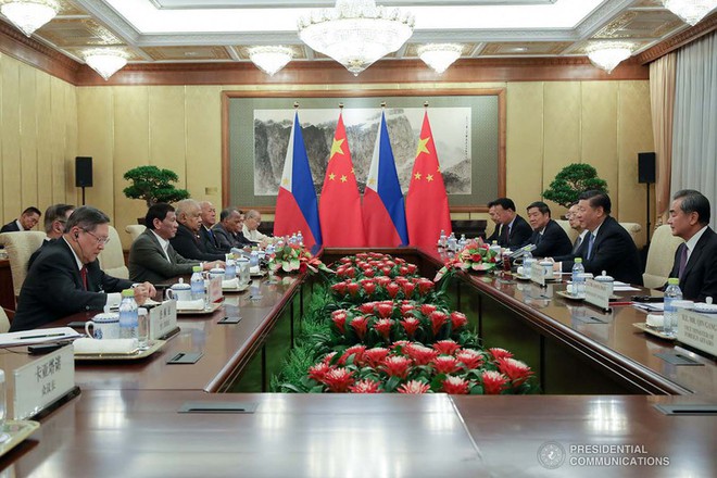 Philippines-Trung Quốc ăn chia 60/40 ở biển Đông: Không dễ! - Ảnh 1.