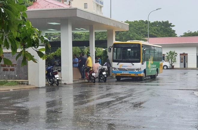 Tài xế xe buýt ở Đà Nẵng tử vong sau tiếng hét lớn trong nhà vệ sinh - Ảnh 2.
