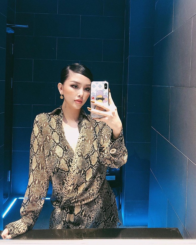 Chị dâu Bảo Thy dù 2 con vẫn trẻ đẹp vô đối, vòng eo con kiến như Ngọc Trinh lại thêm đôi gò bồng đảo sexy hết nấc - Ảnh 7.