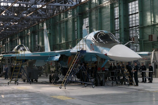 Một dây chuyền sản xuất tiêm kích Su-34 hiện đại của Nga sắp chết? - Ảnh 2.