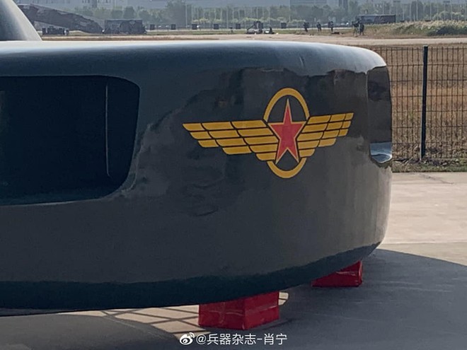 Triển lãm trực thăng Thiên Tân: Dân mạng TQ xôn xao vì chiếc đĩa bay hiện đại chưa từng thấy - Ảnh 2.