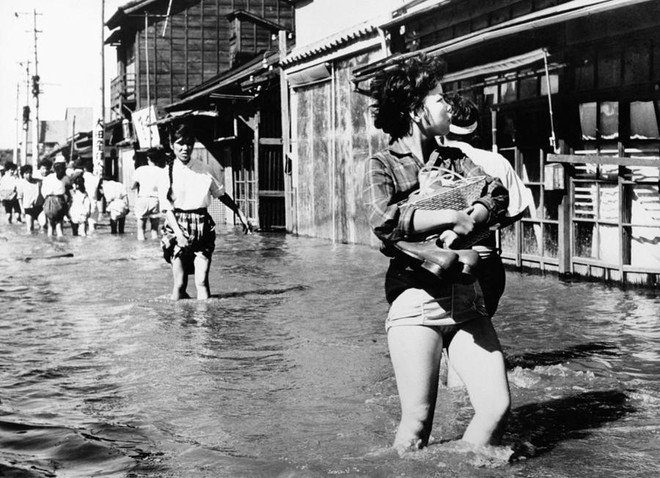 Trước Hagibis, đây là 5 cơn siêu bão kinh hoàng nhất lịch sử Châu Á - Ảnh 4.