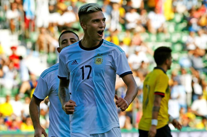 Argentina đại thắng Ecuador 6-1 trong ngày vắng Messi, Aguero - Ảnh 2.