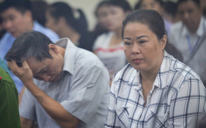 Chủ tọa xử gian lận điểm thi ở Hà Giang: Không biết mà điểm tăng vù vù, nói phải có tính thuyết phục - Ảnh 2.