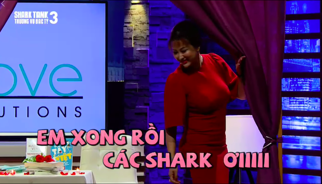 Phi Thanh Vân mất tới 3 ngày để cột rèm trong Shark Tank, các cá mập nhấp nhổm chờ ghi hình - Ảnh 3.