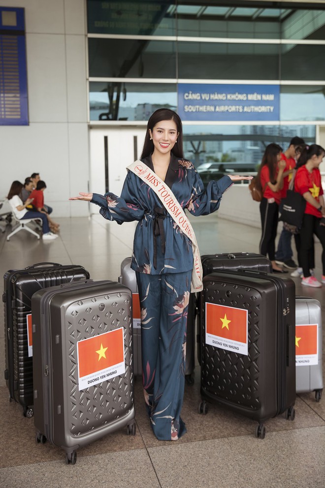 Dương Yến Nhung mang 120kg hành lý dự thi Hoa hậu du lịch thế giới - Ảnh 4.