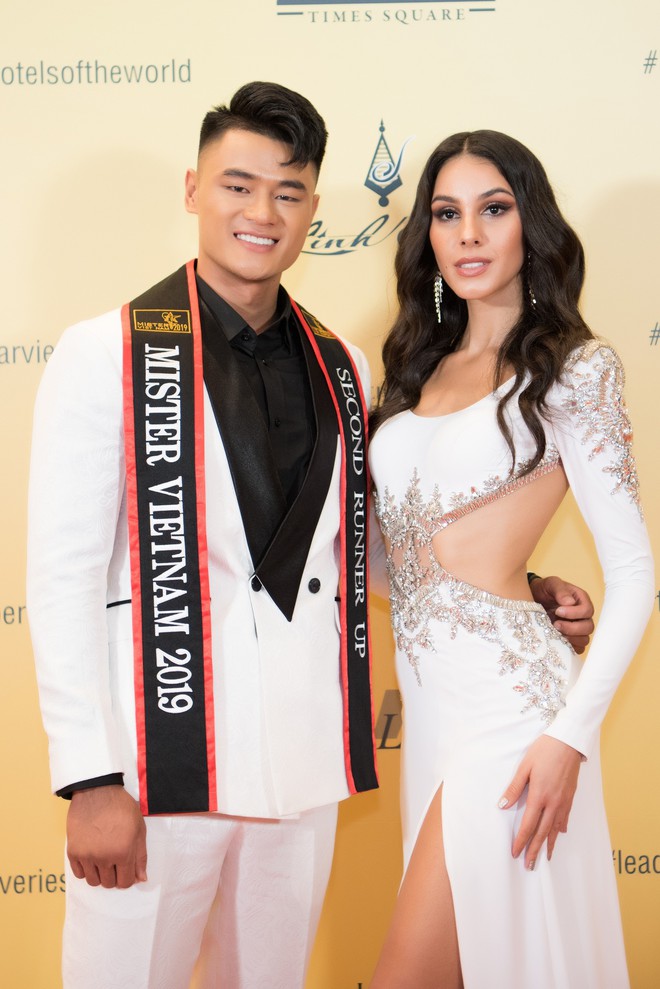 Ôn Bích Hà lọt thỏm giữa dàn trai đẹp của Mister Việt Nam 2019 - Ảnh 5.