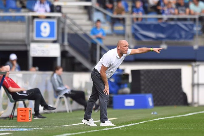 HLV SC Heerenveen: “Văn Hậu sẽ ra sân vào thời điểm thích hợp nhất” - Ảnh 1.