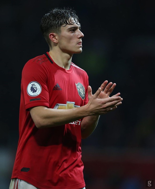 Daniel James chàng tý hon mang dòng máu Quỷ - Ảnh 1.