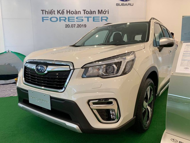 Gà đẻ trứng vàng của Subaru giảm giá 200 triệu đồng - Ảnh 1.