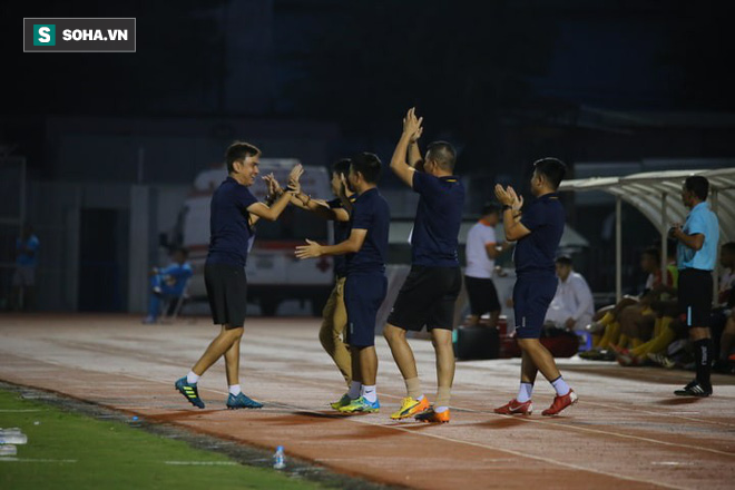 HAGL thắng tưng bừng, Thanh Hóa giành suất play-off nghẹt thở ở vòng cuối V.League - Ảnh 2.