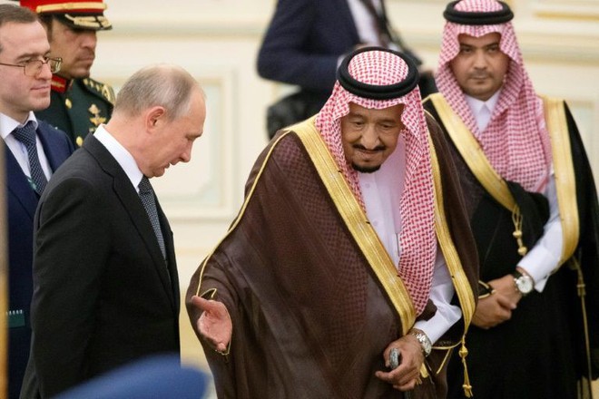 Ả Rập Xê Út và UAE cạnh tranh đón Tổng thống Putin: Ý nghĩa sâu xa đằng sau màn đón tiếp linh đình là gì? - Ảnh 3.