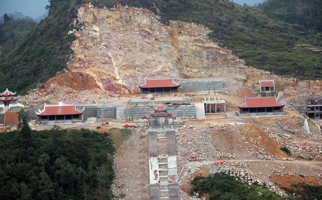 Sẽ tạm đình chỉ thi công Khu du lịch tâm linh cạnh Cột cờ Lũng Cú để phục vụ kiểm tra Sẽ tạm đình chỉ thi công Khu du lịch tâm linh cạnh Cột cờ Lũng Cú để phục vụ kiểm tra