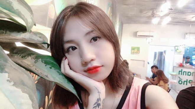 Cư dân mạng phát sốt với nữ cầu thủ hot girl của đội tuyển U19 Việt Nam, đã xinh lại còn đá bóng giỏi - Ảnh 9.