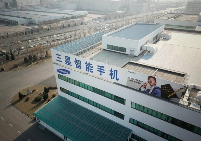 Chuyện gì xảy ra với những công nhân tại nhà máy smartphone cuối cùng của Samsung ở Trung Quốc? - Ảnh 1.