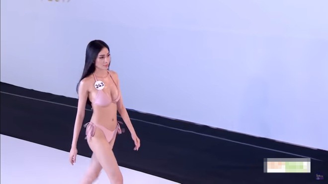 Thí sinh Hoa hậu Hoàn vũ vấp ngã, bị chê khi mặc bikini, Hương Ly phải xin lỗi vì phi guốc trước mặt giám khảo - Ảnh 6.