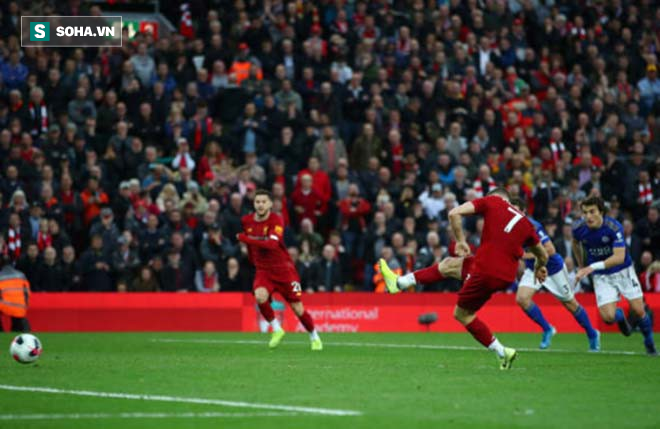 Liverpool “chết đuối vớ được cọc”, nối dài chuỗi toàn thắng nhờ quả penalty phút 90+5 - Ảnh 1.
