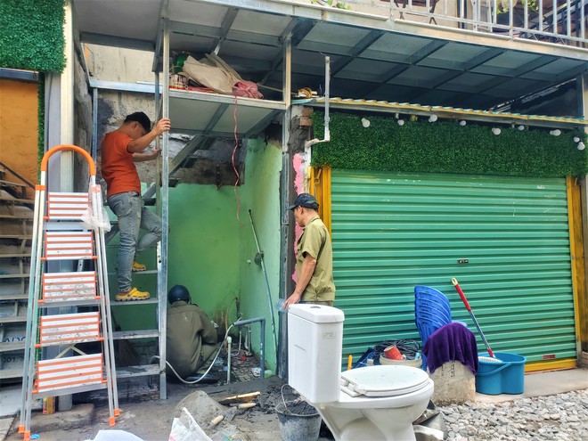 Hàng quán phố đường tàu Hà Nội đóng cửa, tiểu thương lo mất trắng trước tin dẹp tiệm - Ảnh 11.