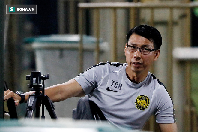 Thầy Park nổi cáu, dừng tập vì Malaysia đến sân sớm; HLV Tan Cheng Hoe tranh thủ ngó ĐTVN - Ảnh 5.
