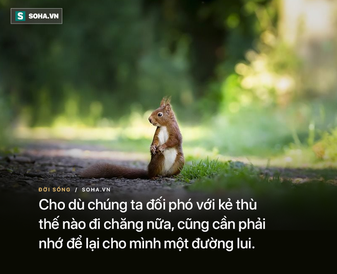 Làm rào ngăn trộm, người đàn ông không ngờ có ngày chặn đứng đường sống của người trong nhà - Ảnh 1.