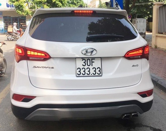 Xuất hiện Hyundai Santafe biển ngũ quý 9 siêu đẹp Hà Nội nhưng gây tranh cãi gay gắt - Ảnh 6.