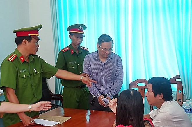 Bình Thuận: Cách chức 3 lãnh đạo cơ quan đăng ký đất đai - Ảnh 2.