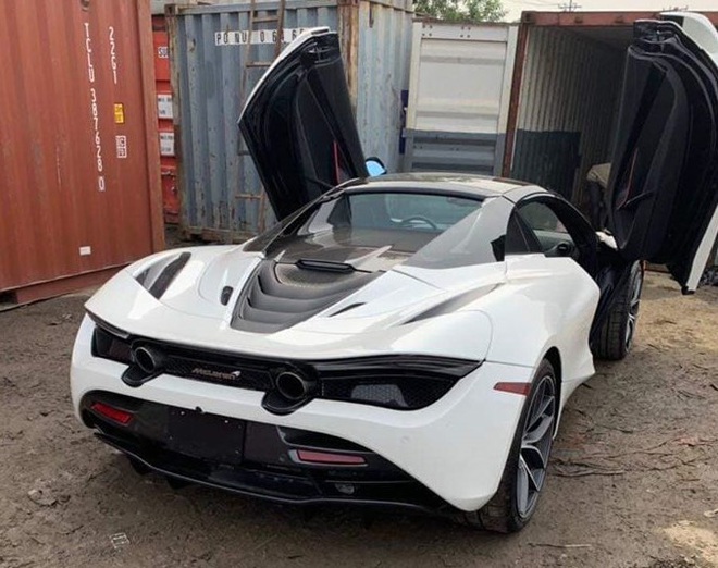 Bí ẩn đại gia Việt vừa tậu xế hộp triệu đô McLaren 720S Spider màu trắng siêu độc - Ảnh 2.