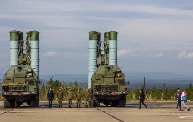 Nga cấp tốc đưa tên lửa S-300 tới biên giới với Afghanistan: Sẵn sàng cho mọi điều bất ngờ - Ảnh 3.