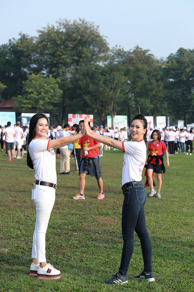 Ca sĩ Lương Nguyệt Anh và MC Mỹ Vân tham gia chạy bộ vì trẻ em bị bệnh tim - Ảnh 2.