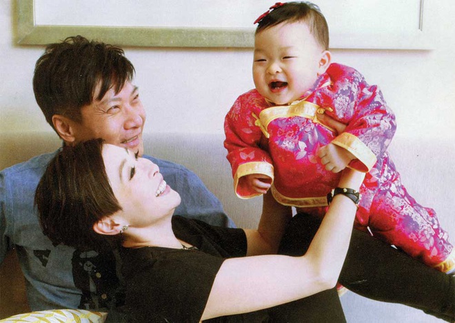 Hoa hậu nổi tiếng TVB: Rơi nước mắt vì con xấu xí, bị đồng nghiệp mỉa mai bi kịch vì quá giống bố - Ảnh 8.