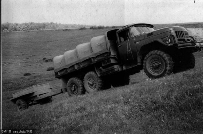 Các phiên bản xe tải ZIL ba cầu huyền thoại của Liên Xô - Ảnh 6.
