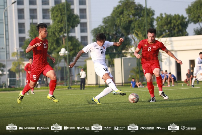 U22 Việt Nam đá kín, chật vật hòa đối thủ nhiều duyên nợ tại SEA Games - Ảnh 9.