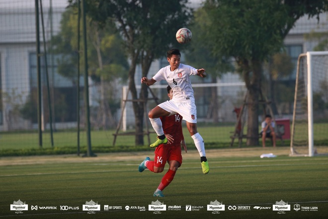 U22 Việt Nam đá kín, chật vật hòa đối thủ nhiều duyên nợ tại SEA Games - Ảnh 14.