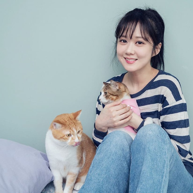 Jang Nara ở tuổi U40: Đẹp trong sáng như thiếu nữ đôi mươi, được ca tụng là “cực phẩm nhan sắc” - Ảnh 13.