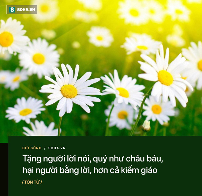 Được thầy khích lệ, cậu bé đã thay đổi, hơn 20 năm sau trả ơn thầy theo cách không ngờ - Ảnh 2.