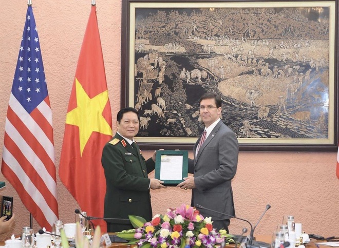 Bộ trưởng Quốc phòng Mỹ bắt đầu chuyến thăm Việt Nam, sẽ thảo luận về Biển Đông - Ảnh 9.