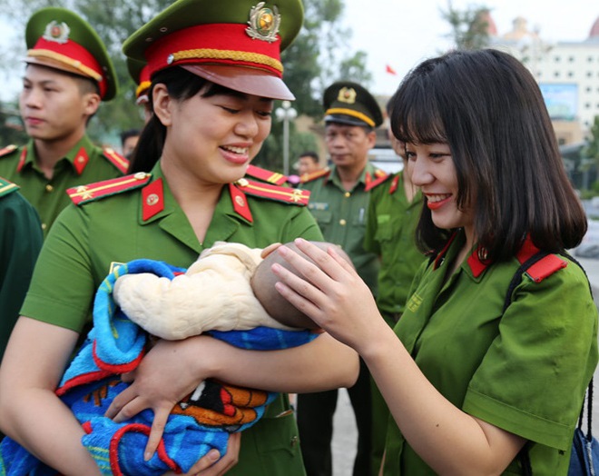 Chặn tay nhóm mua bán trẻ em - Ảnh 2.