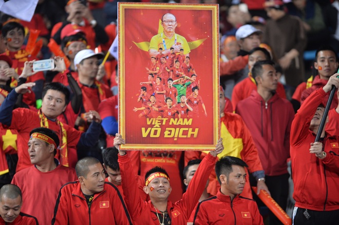 Ông Park sai lầm, nhưng là bởi sự thèm khát cháy bỏng của bóng đá Việt Nam - Ảnh 1.