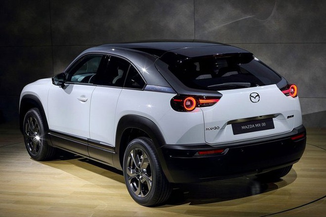 Chốt giá bán xe điện đầu tiên trong lịch sử hãng Mazda  - Ảnh 2.