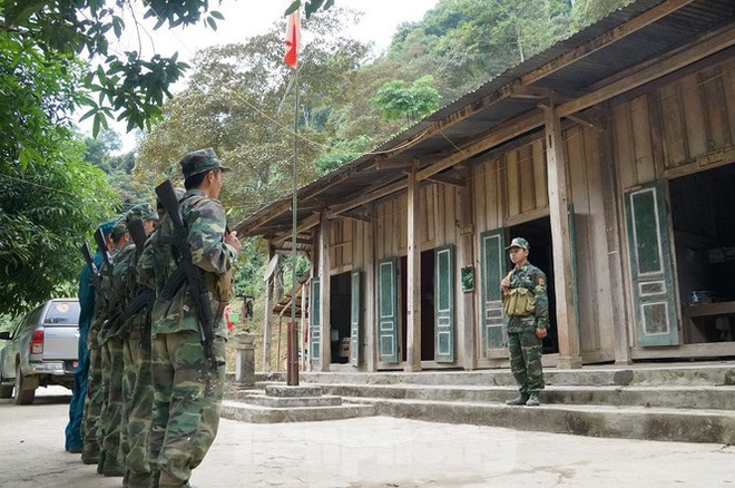 Cùng biên phòng Ka Lăng tuần tra nơi sông Đà chảy vào đất Việt - Ảnh 3.