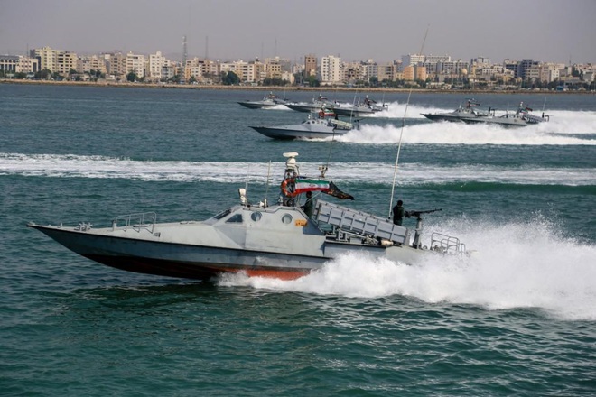 Săn tàu chiến Mỹ bằng siêu vũ khí Ekranoplan: Iran đã làm được điều mà Liên Xô không thể - Ảnh 1.