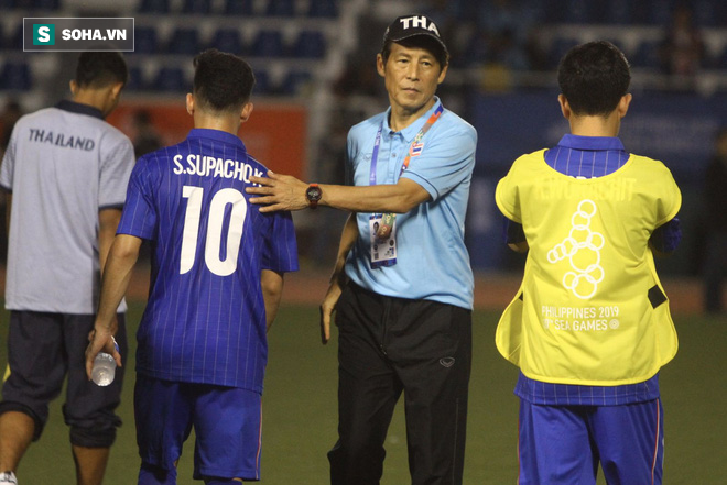 Báo Thái đau đớn: “Thua thế này, thà cho lứa U19-21 đá SEA Games còn hơn!” - Ảnh 1.