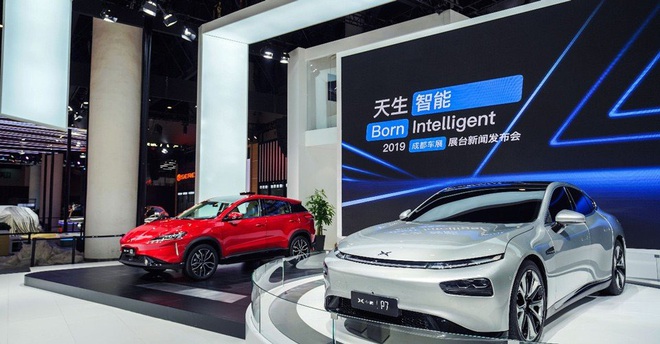 Kẻ thách thức Tesla tại Trung Quốc ra mắt xe mới, giá chỉ bằng 1/3 Model S - Ảnh 2.
