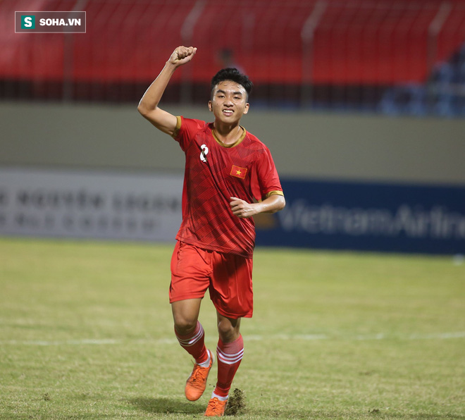 Thầy Park đến dự khán, U21 Việt Nam thua cay đắng trước đội vô địch Sinh viên thế giới - Ảnh 2.