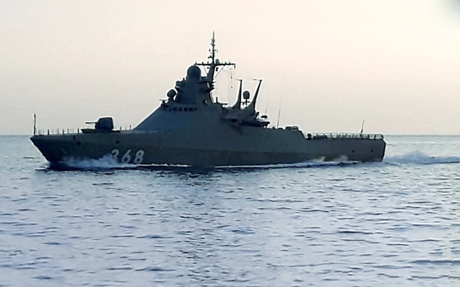 Nga bất ngờ điều chiến hạm tàng hình 1.000 tấn tối tân nhất tới Syria - Ảnh 15.