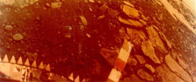 Những hình ảnh bề mặt sao Kim đầu tiên từ hành trình lịch sử Venera - Ảnh 2.