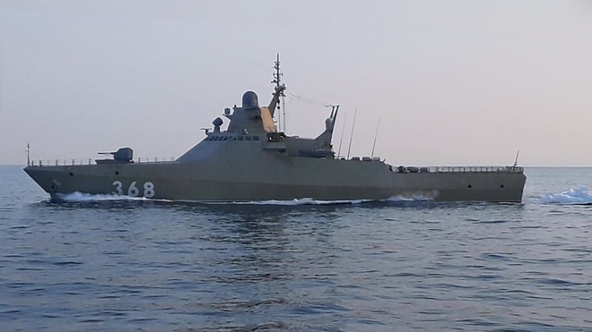 Nga bất ngờ điều chiến hạm tàng hình 1.000 tấn tối tân nhất tới Syria - Ảnh 6.