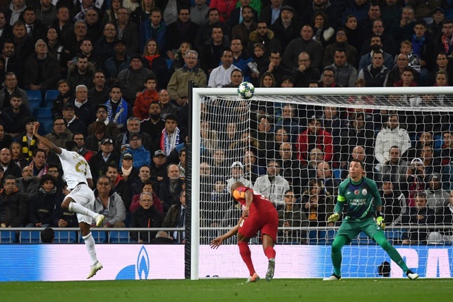 Rodrygo nổ hat-trick, Real Madrid vùi dập Galatasaray - Ảnh 2.