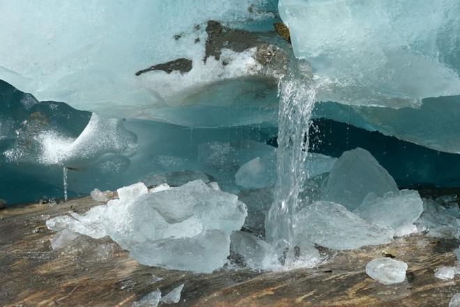 Những hình ảnh đáng báo động về sự biến mất của các dòng sông băng - Ảnh 12.